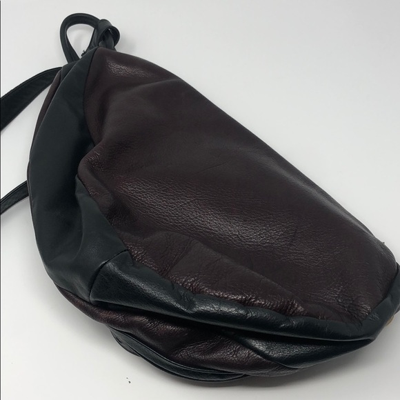 🏷 genuine leather slingback two toned backpack - Picture 2 of 8